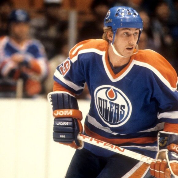 Wayne Gretzky signed Edmonton Oilers autographed NHL hockey puck w case wCOA 841 - Picture 8 of 8